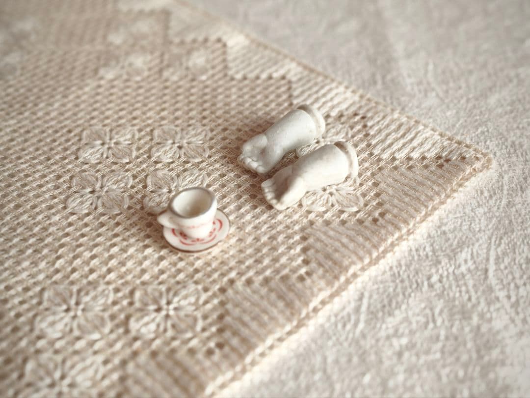 * vintage parts ୨୧ * 陶器の小さな 手 ハンド