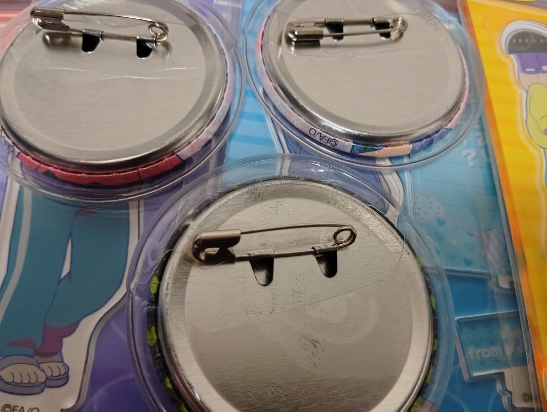 おそ松さん　ゲス松　アクリルスタンド5種と缶バッジ6種セット