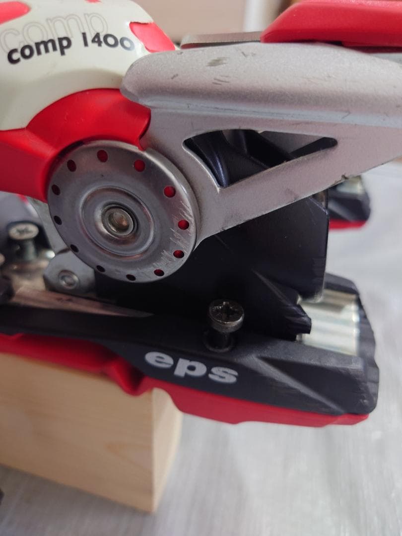 Marker comp 1400 ビンディング 赤/白