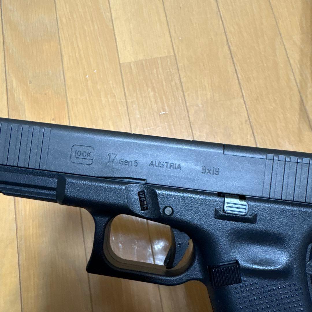 グロック17 gen5(中古品) サファリランドホルスター(中古品)