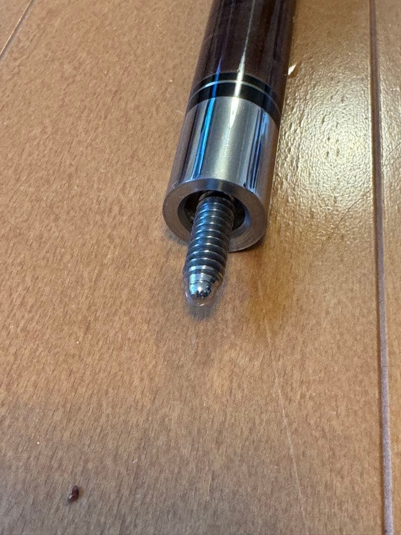 Predator 314 ビリヤードキュー 黒と白のコンビネーション （2本）