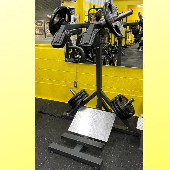 レバレッジスクワット ＆ カーフ ストレングスマシン トレーニング