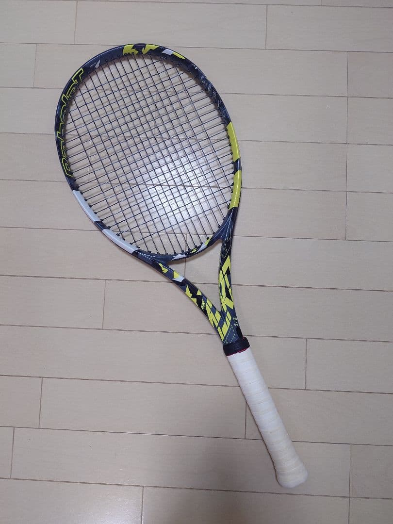 【美品】Babolat PURE AERO PLUS テニスラケット G2