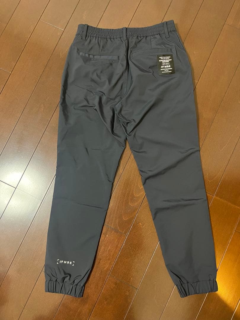 MASTER BUNNY EDITION パンツ ネイビー