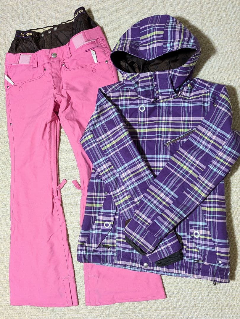 ESTIVOエスティボ レディース　スノボードスノボースキーウェア　サイズM