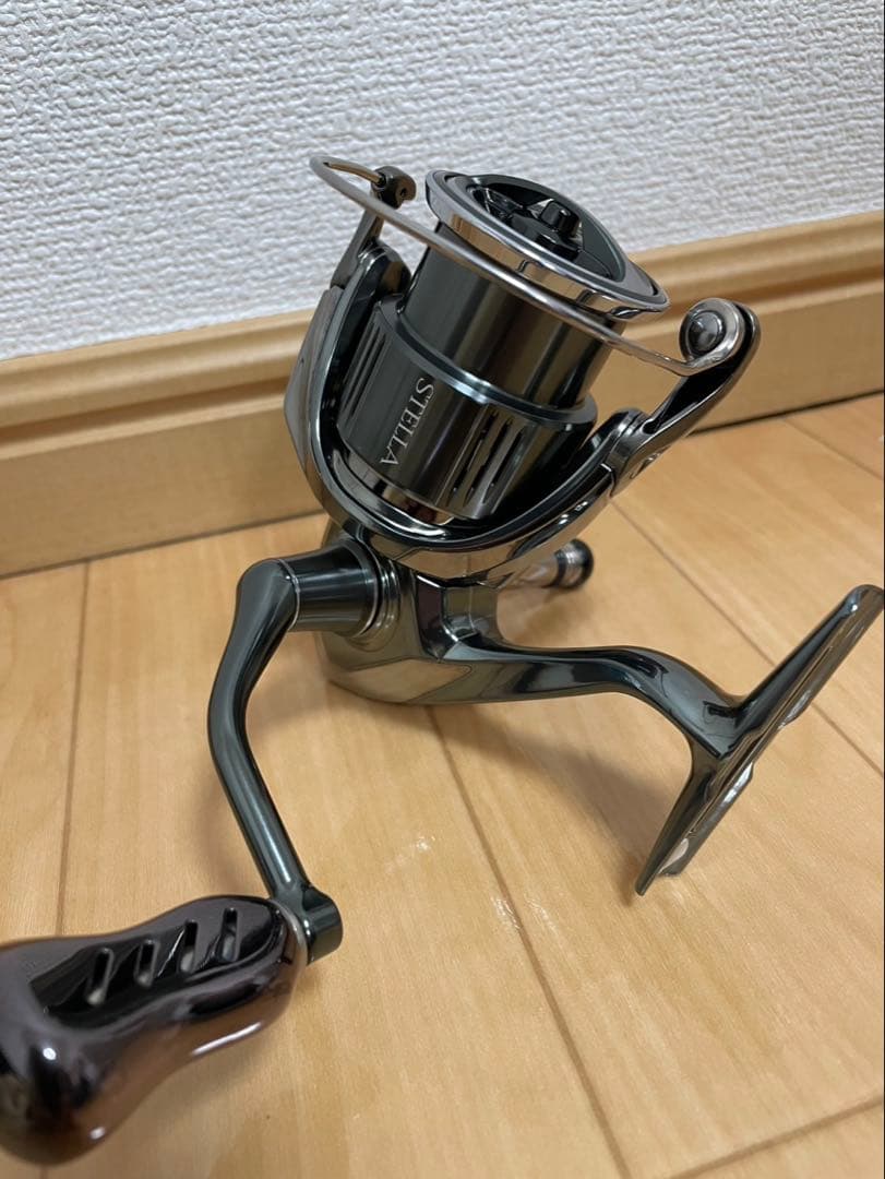 SHIMANO C3000MHG スピニングリール　22 ステラ