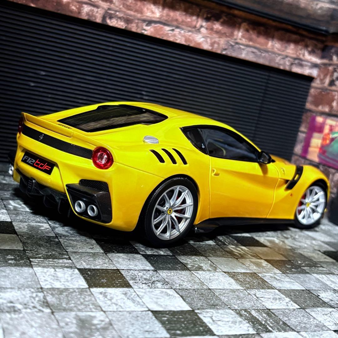 1/18 BBR フェラーリ F12 tdf GIALLO MODENA