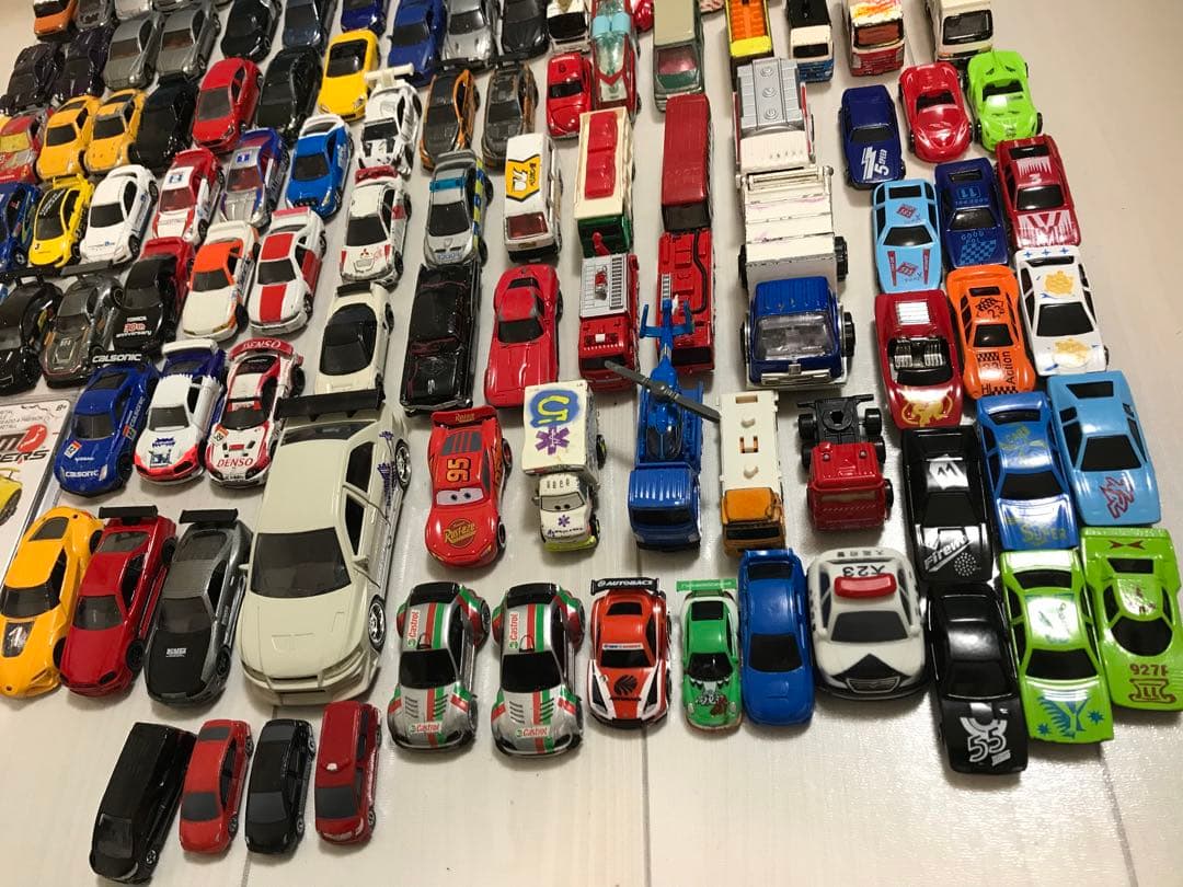 トミカ　ミニカー　ジャンク　タウン　スポーツカー　働く車　ホットウィールカーズ