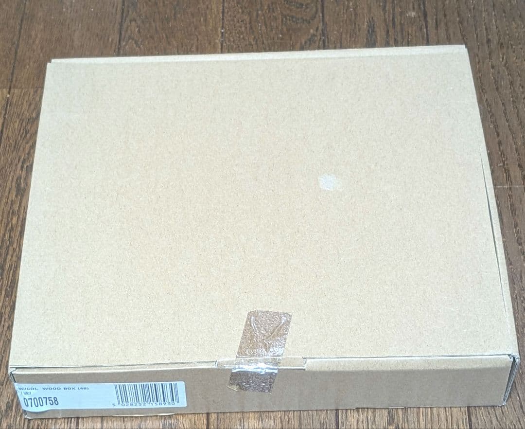 【新品】Derwent 水彩48色セット 木製ボックス