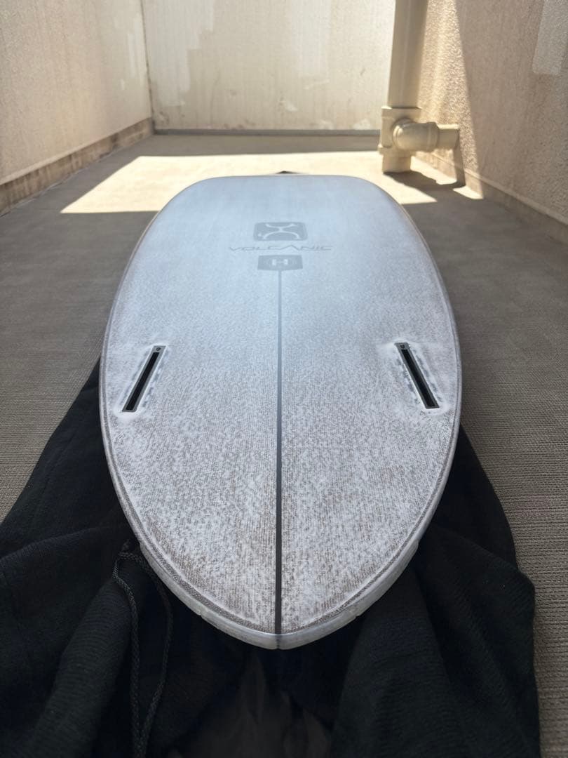 Firewire Sunday Volcanic 6'4（フィン他付属品多数）