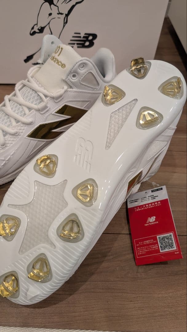 new balance ホワイト/ゴールド スパイク　大谷翔平