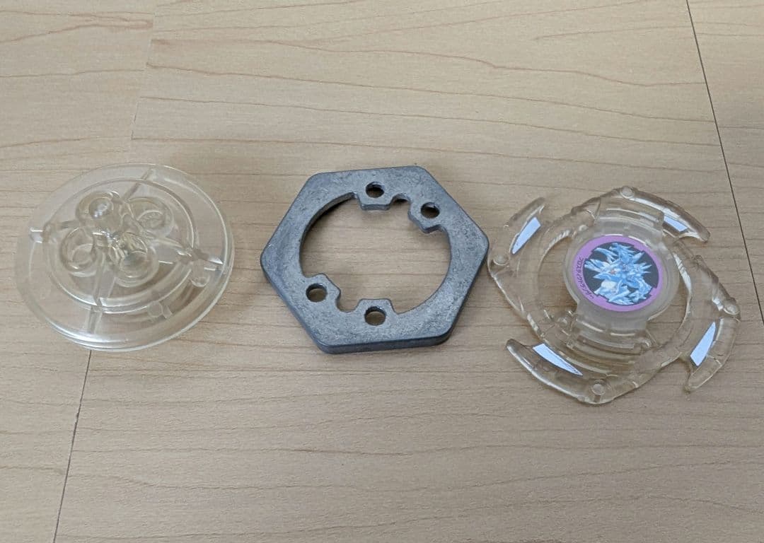 爆転シュートベイブレード フロスティックドランザー プレーンクリアバージョン