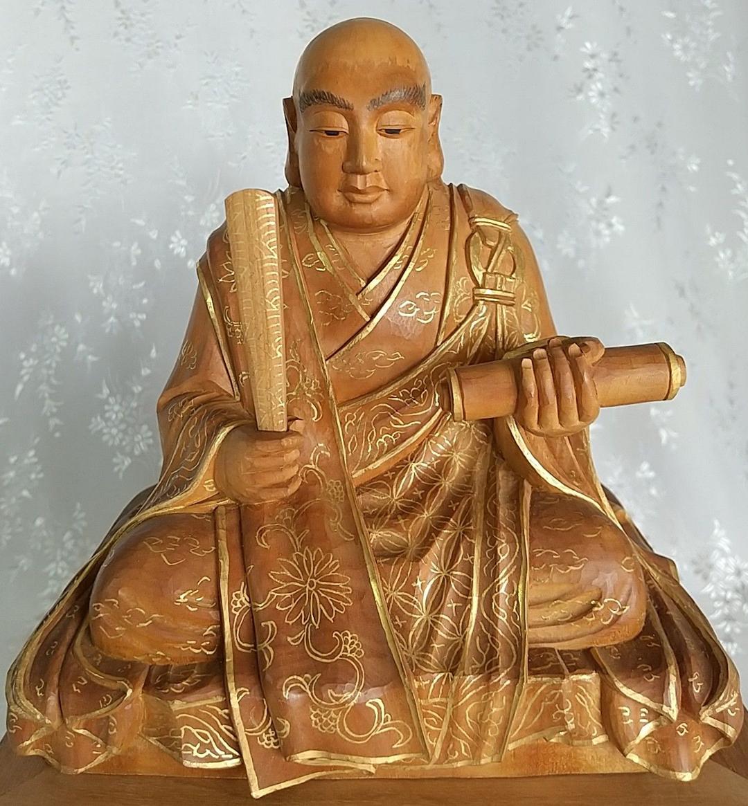 日蓮聖人坐像 3.5寸 #072 金彩有り ◆白檀 木彫 仏像