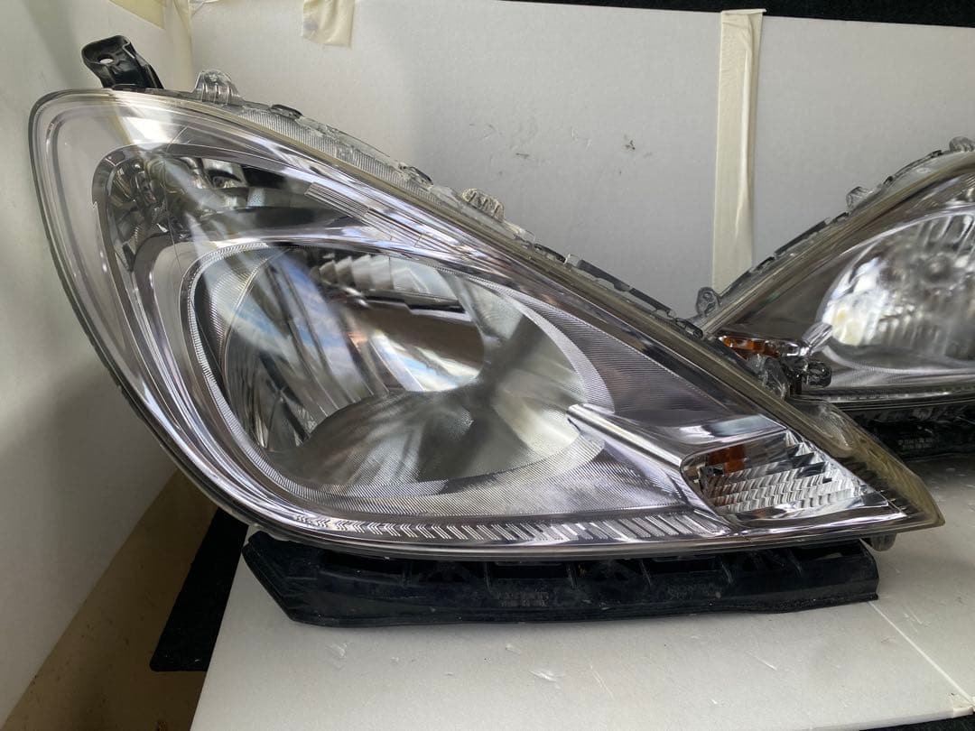 ホンダ フィット GE6 GE7 前期 純正 ヘッドライト 左右セット ハロゲン
