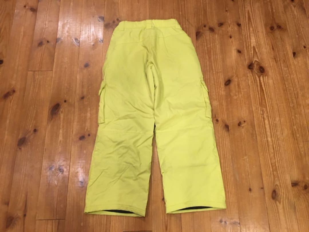 ビラボン　スノーボードウエアー サイズ140 キッズ