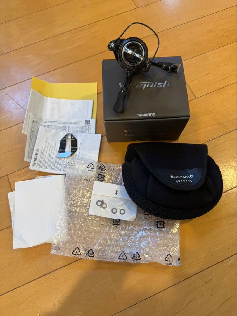 シマノ　SHIMANO 23ヴァンキッシュ　C2000SHG リールカバー付き