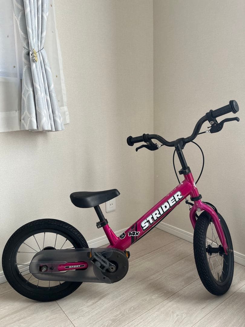 ストライダー　STRIDER 14X　ピンク