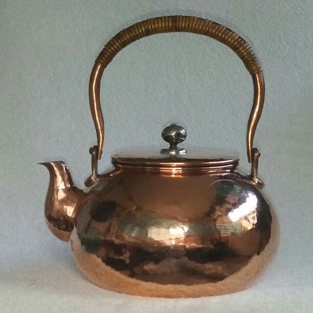 玉川堂湯沸（やかん）鎚起銅器