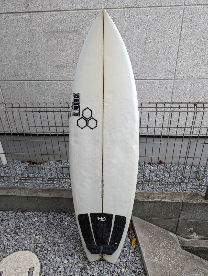 【値下げ】アルメリック　サーフボード　ロケットワイド　5.5