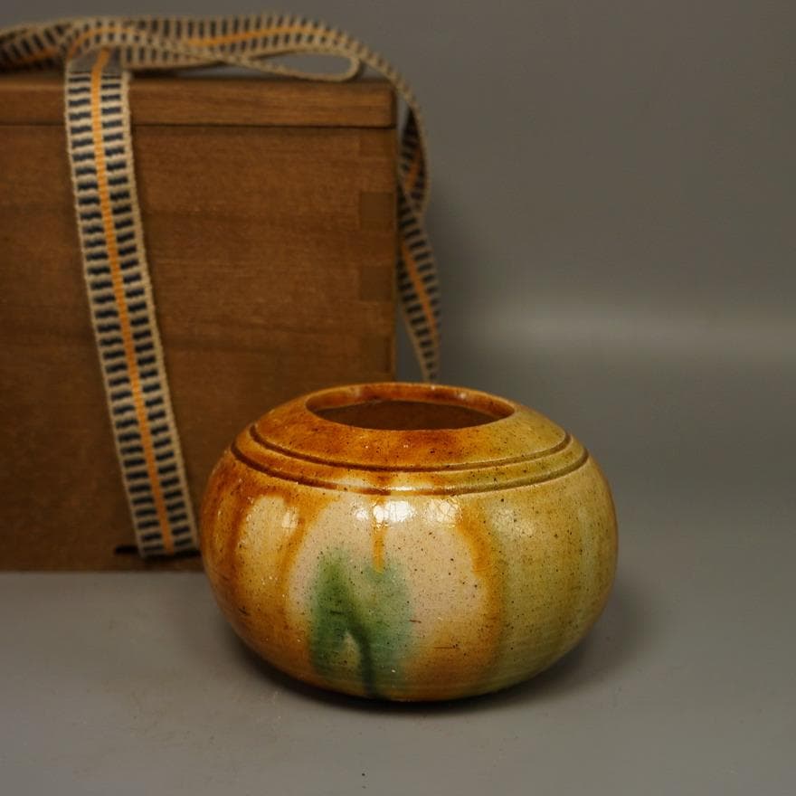 陶器製丸型小物入れ　唐三彩