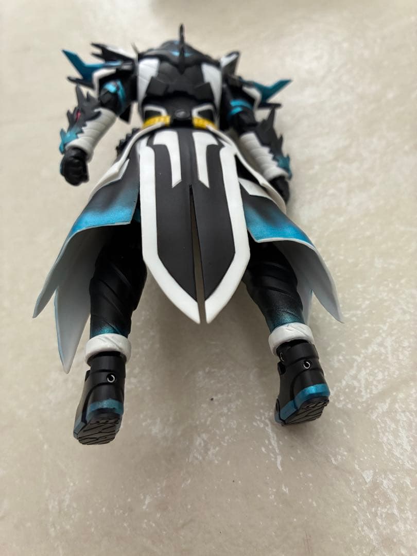 S.H.Figuarts 仮面ライダークローズエボル　開封済み