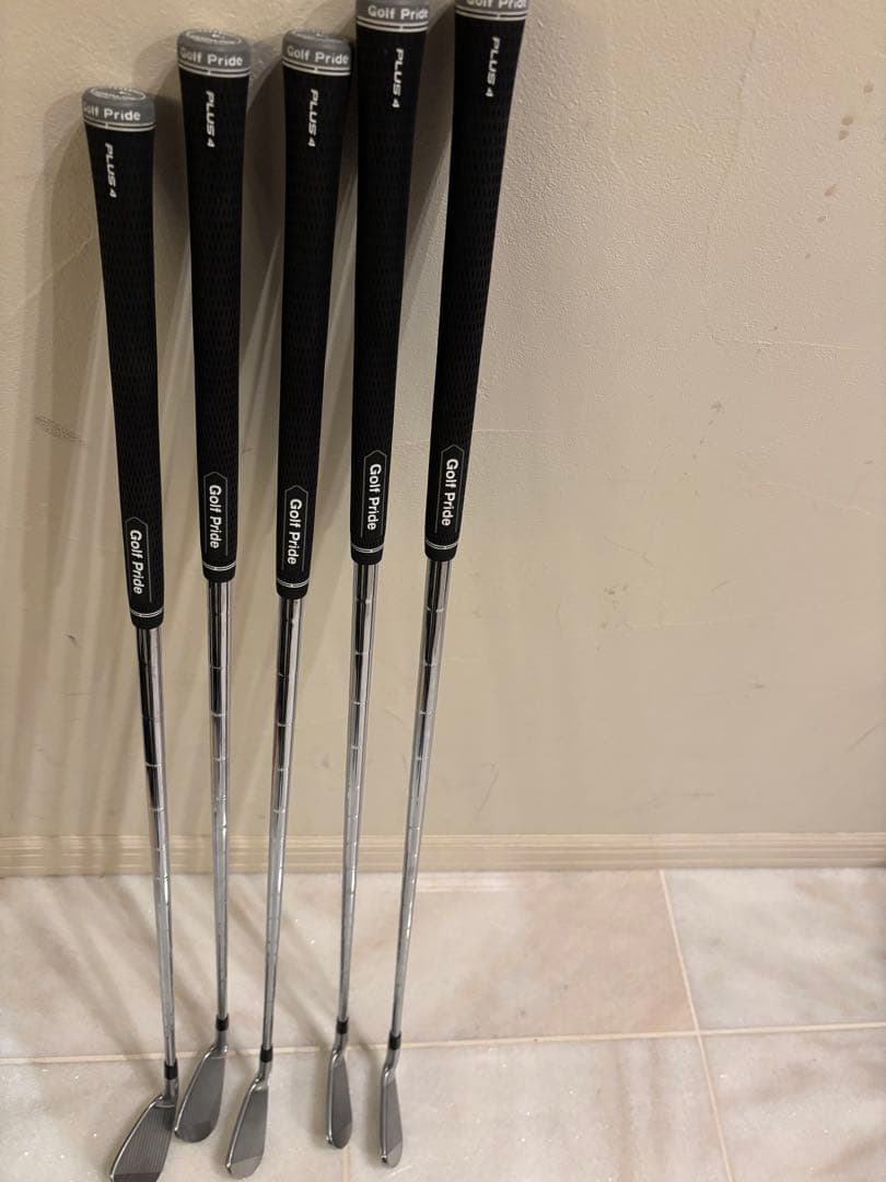 ＭｉｚｕｎｏＰｒｏ２２５アイアンセット 6〜P モーダス130s