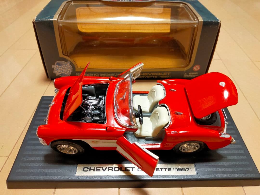 【激レア】CHEVROLET CORVETTE1957☆1:18