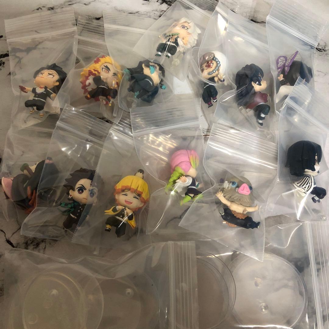 ノンジャンル　大量　まとめ売り　アニメグッズ　キャラクターグッズ　400点以上