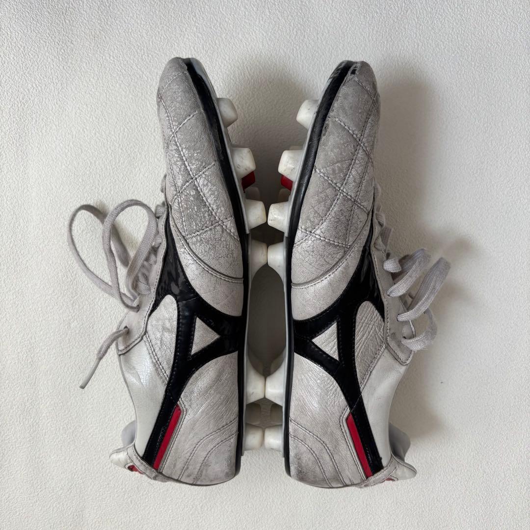 モレリア　Mizuno サッカーシューズ・スパイク シルバー/ブラック