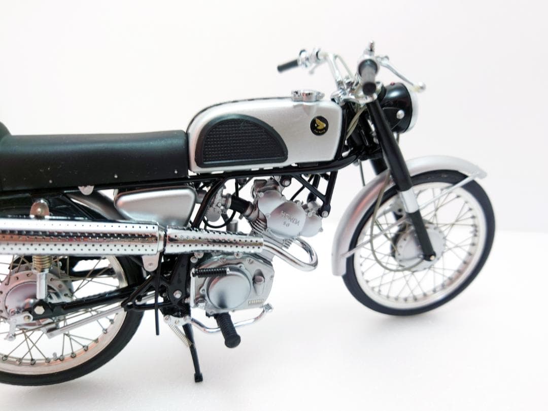 希少　EBBRO　ホンダ　CR110　ストリート　1962　バイク　精密模型