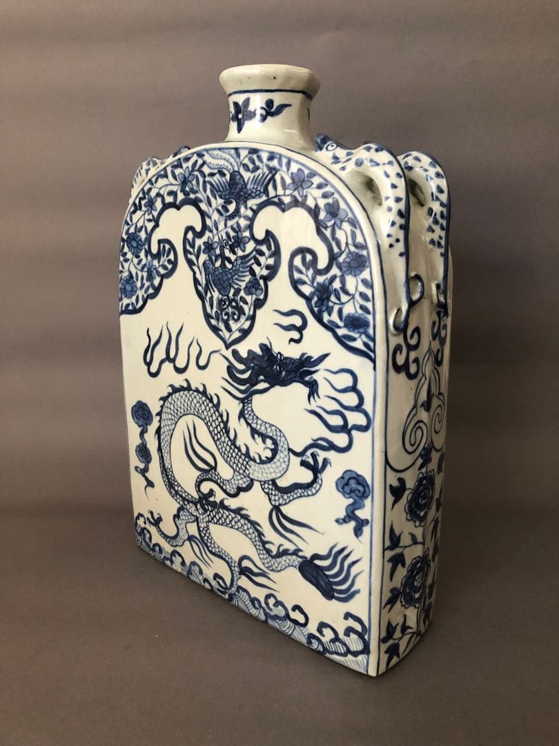 E*T様 中国陶器　青花　雲龍紋　壺　花瓶