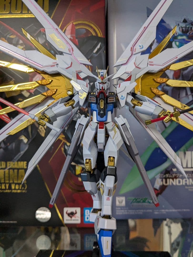 ストライクフリーダム弐式　プラウドディフェンダー　ラクス　ライドオン3点セット