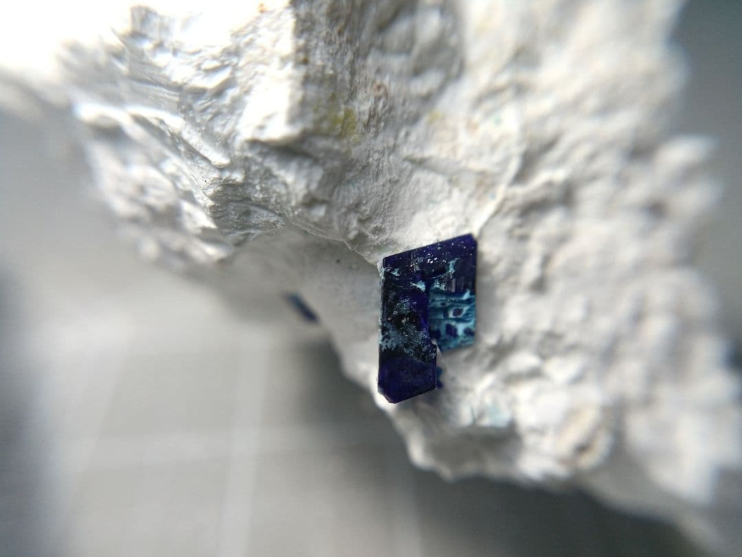 ご*う様 国産鉱物　逸見石　7.5mm　原石　ヘンミライト　鉱物標本