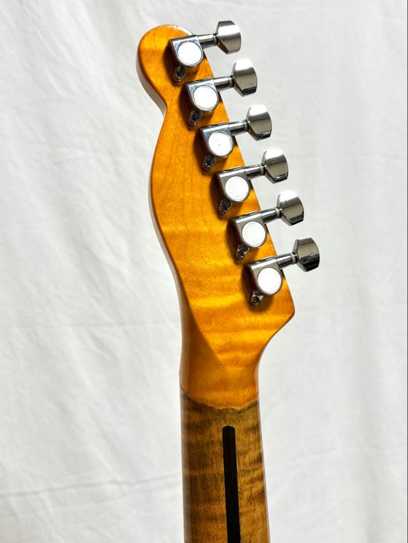 【新品弦張替済、ネックトラ杢】Bacchus テレキャスター UNIVERSE