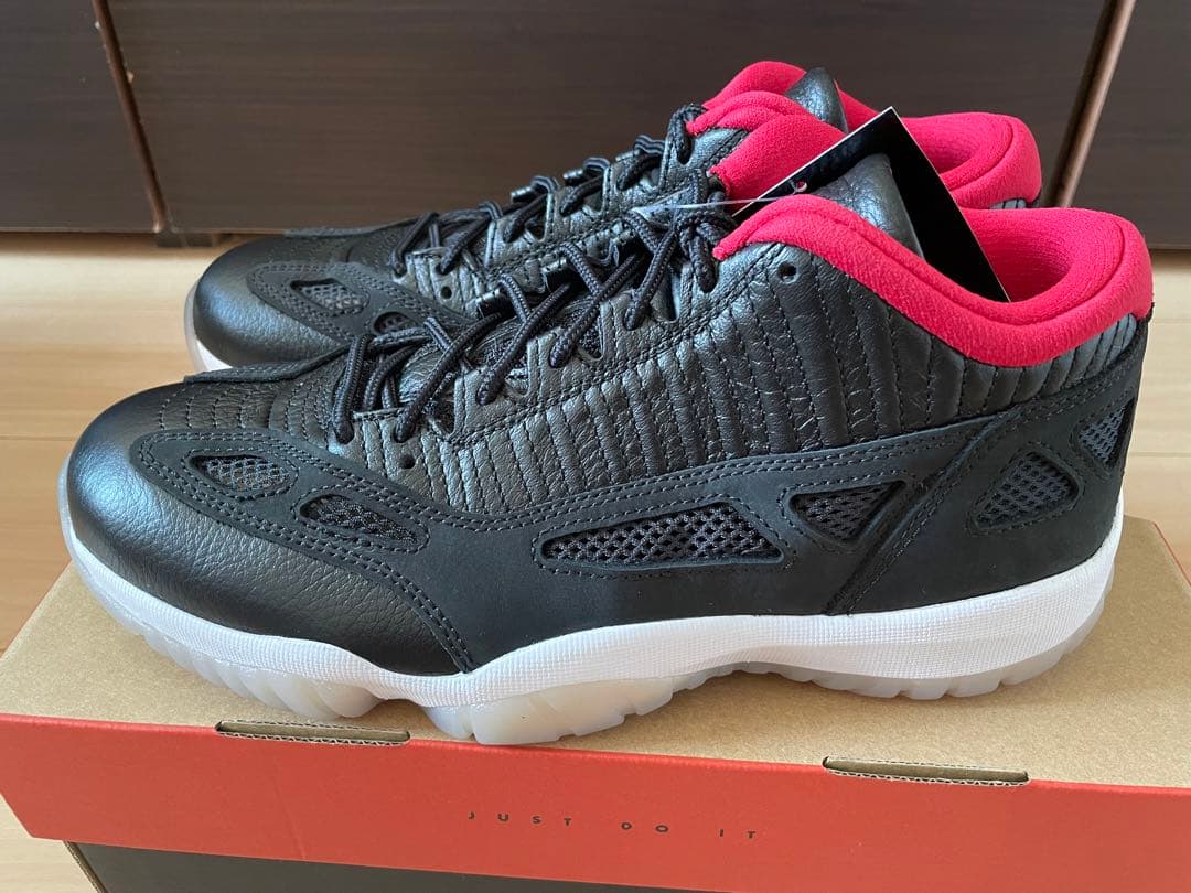 AIR JORDAN 11 RETRO LOW IE BRED 黒赤 27cm