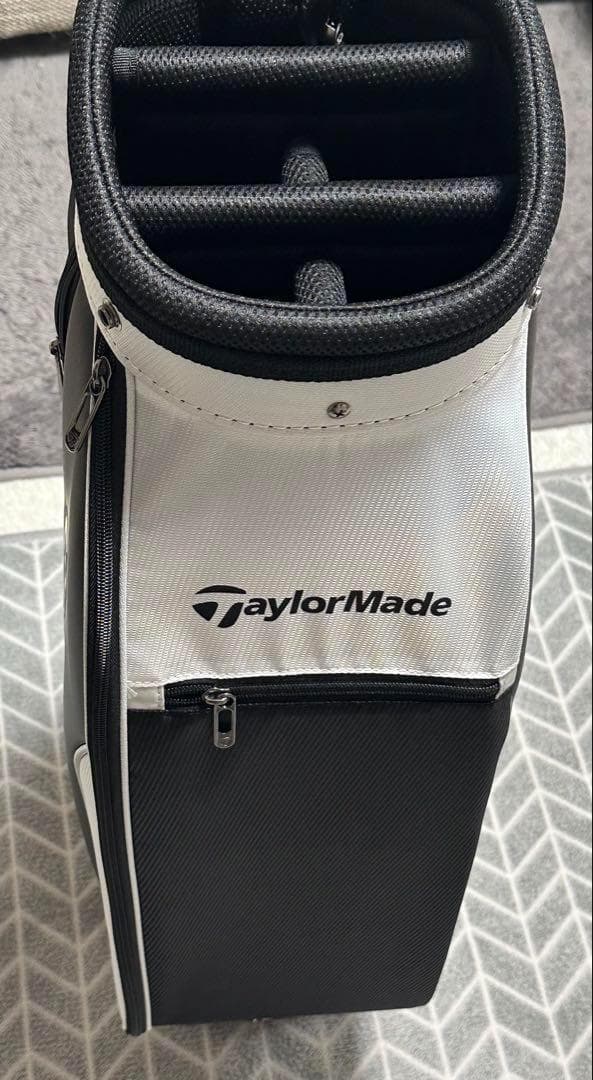 TaylorMade TRUE-LITE CART BAG ブラック/ホワイト