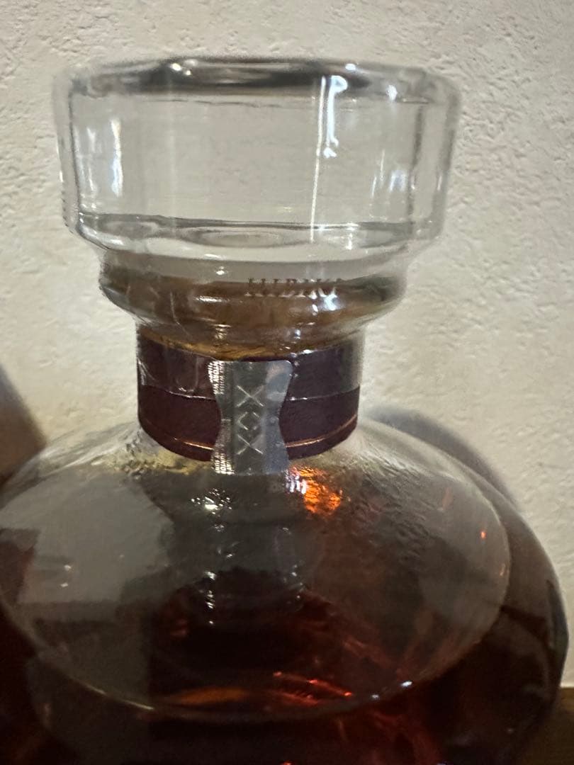 サントリーウィスキー響21年化粧箱付き