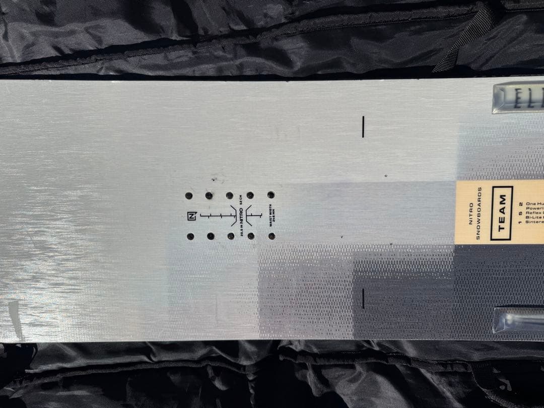 ナイトロスノーボード　チーム152 23-24モデル ゴマ味噌