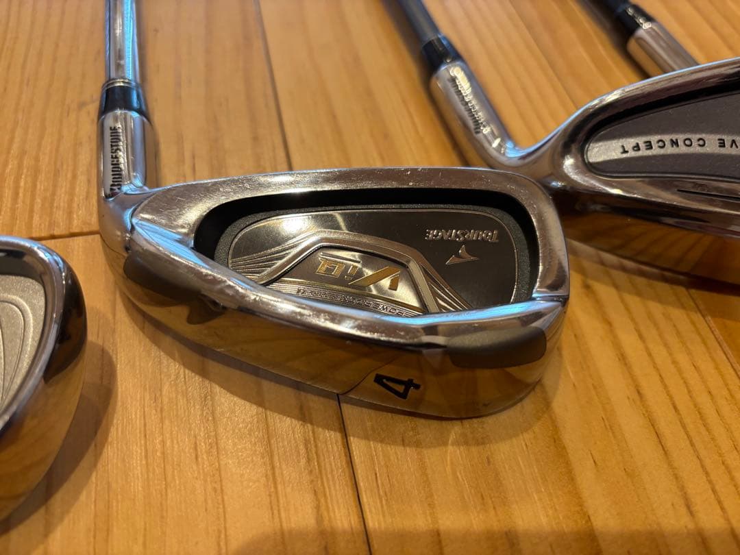 し*う様 Nike ゴルフバッグ・キャディバッグ 13本（2本は新品）　新品ボー