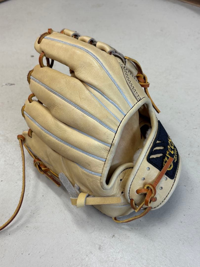 Greedy 投手用グローブ　特殊重心　小指2本