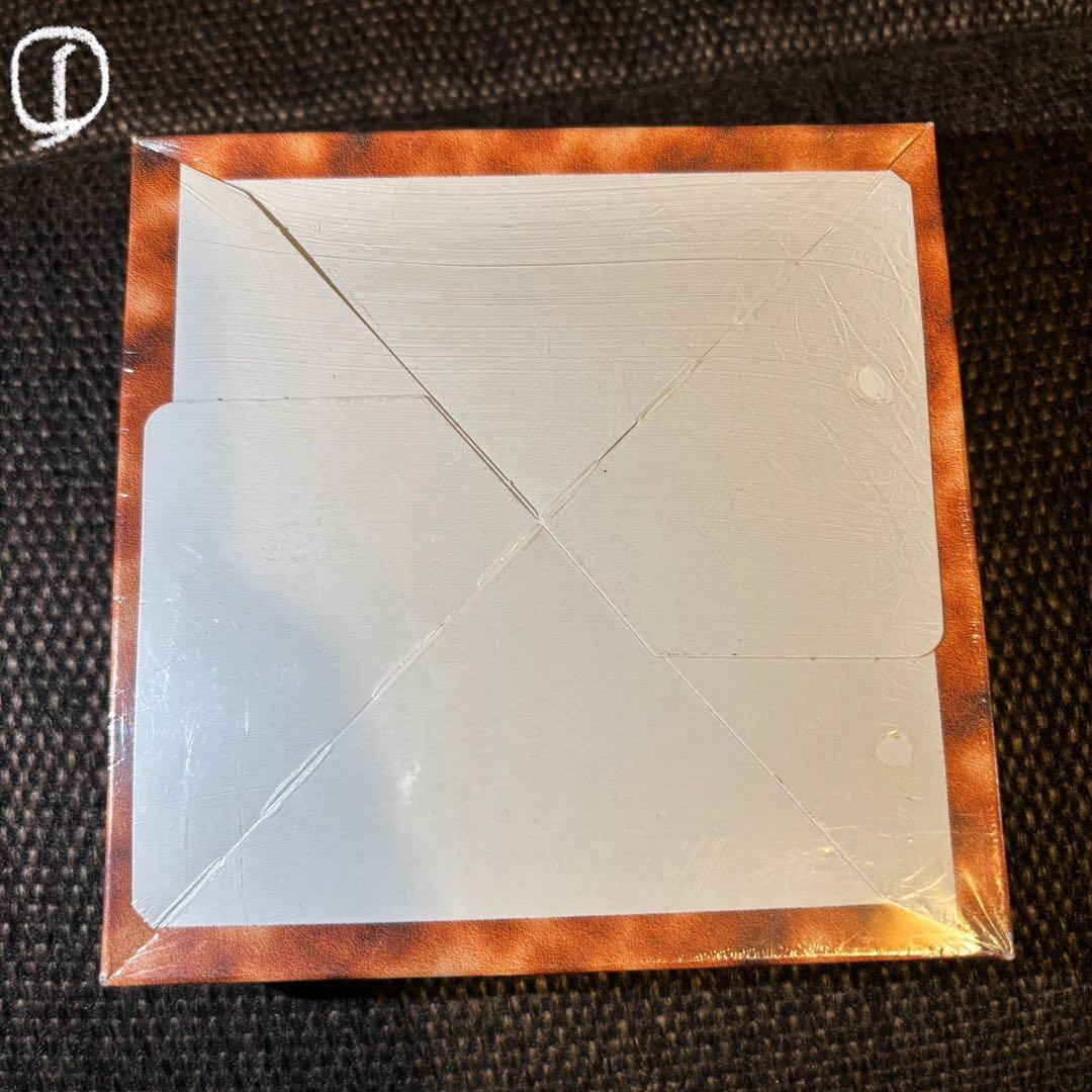 【希少絶版】①Thousand Eyes Bible 新品•未開封 1箱のみ