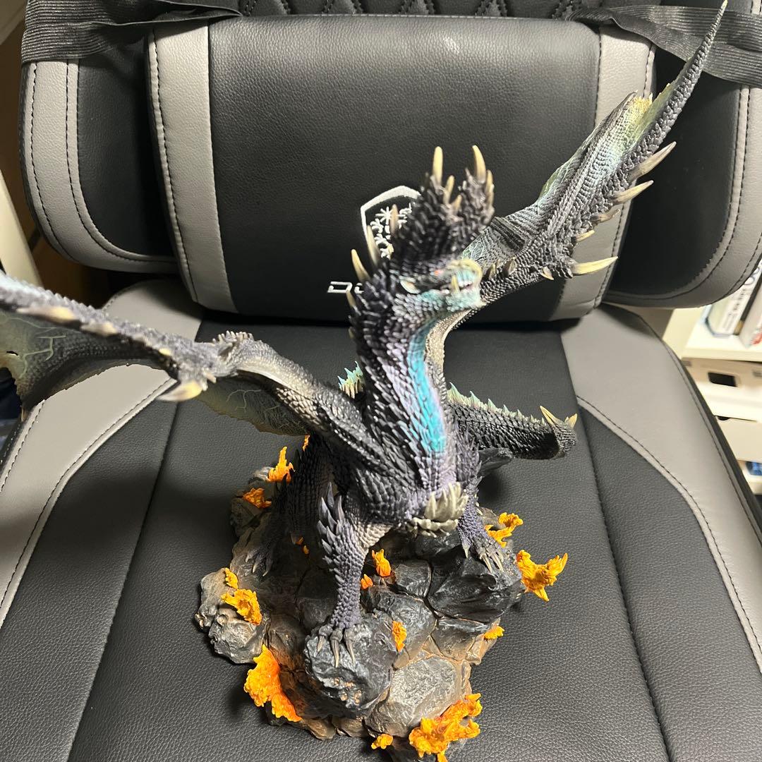 モンスターハンター アルトリオン フィギュア