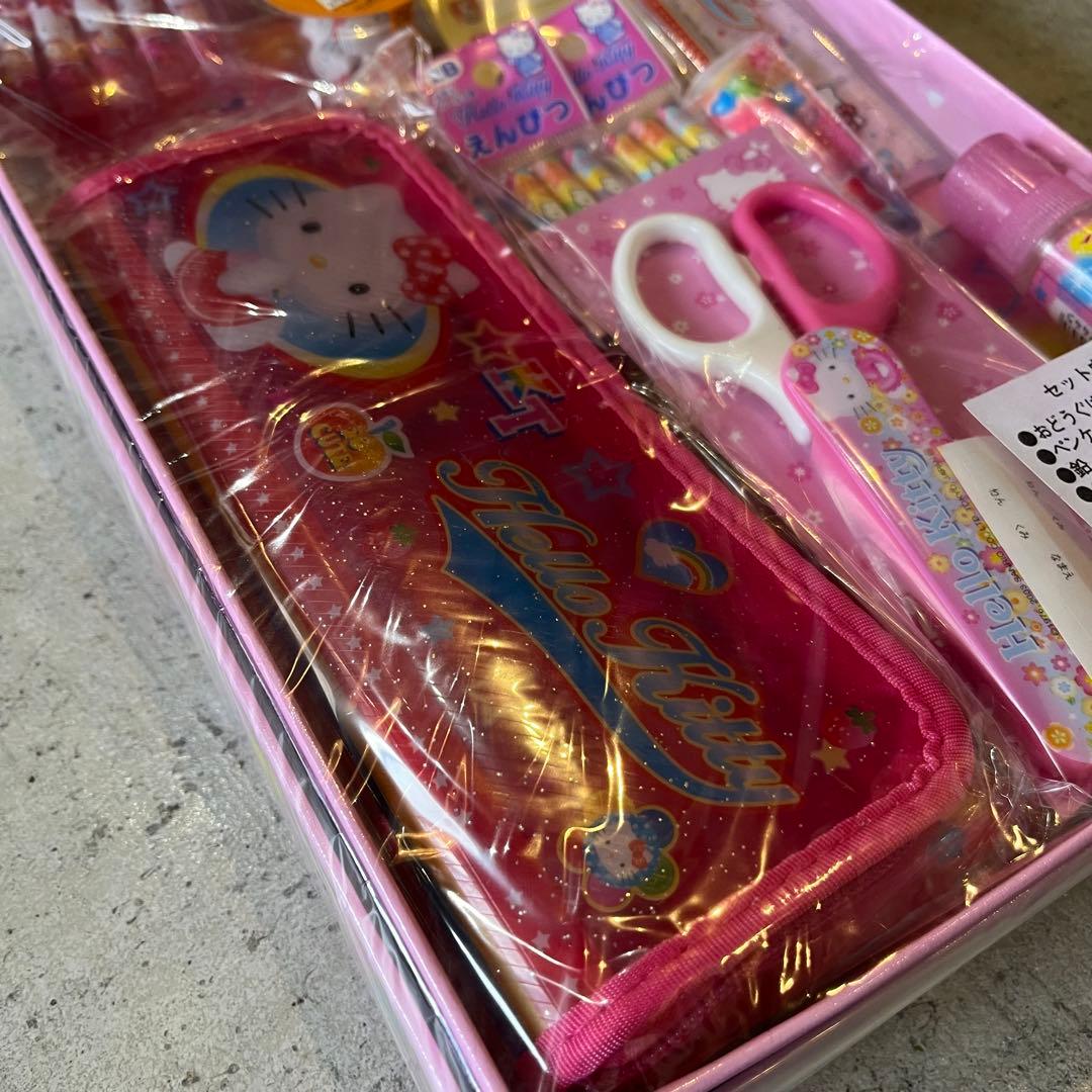 Sanrio　サンリオ　ハローキティ　お道具箱　レトロ　平成　小学校　文房具