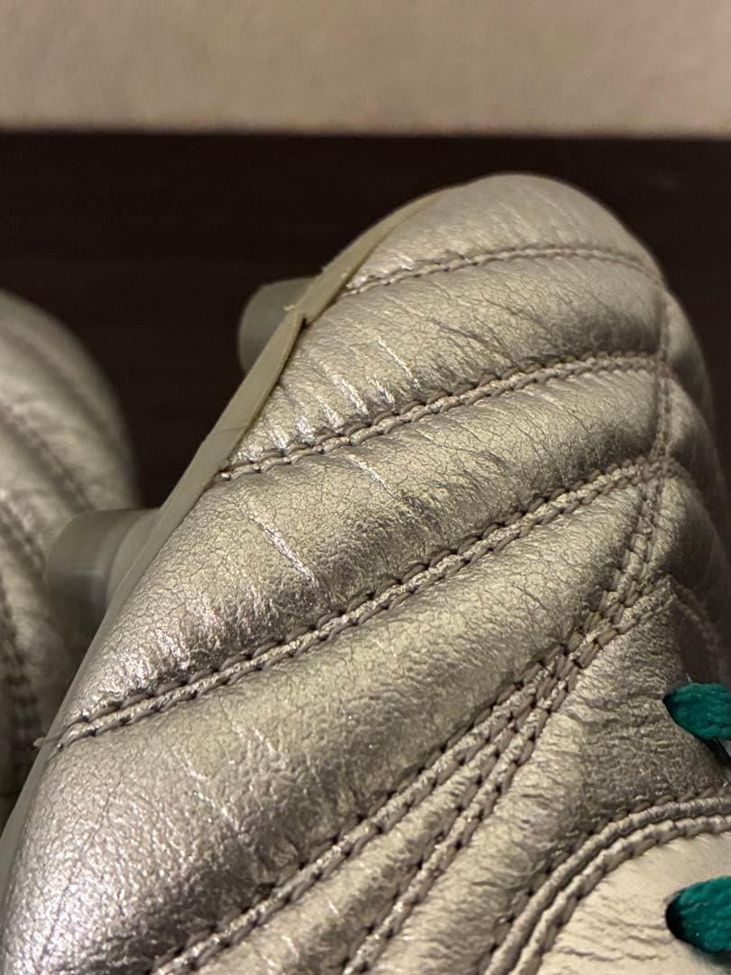 Mizuno サッカーシューズ シルバー/グリーン