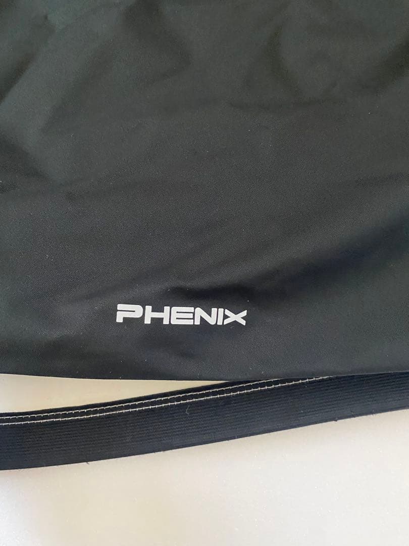 ３万円　phenixフェニックス　キッズ160/スキーウェア上下セット ブラック