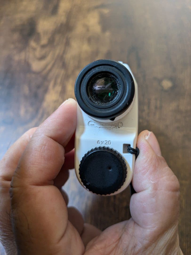 電池付けた上に値下げします！COOLSHOT 20 GII ゴルフ用距離計