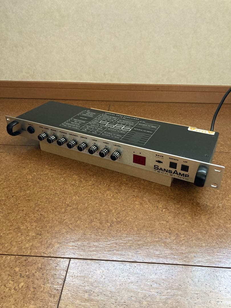 ギター TECH21-NYC SANSAMP PSA-1