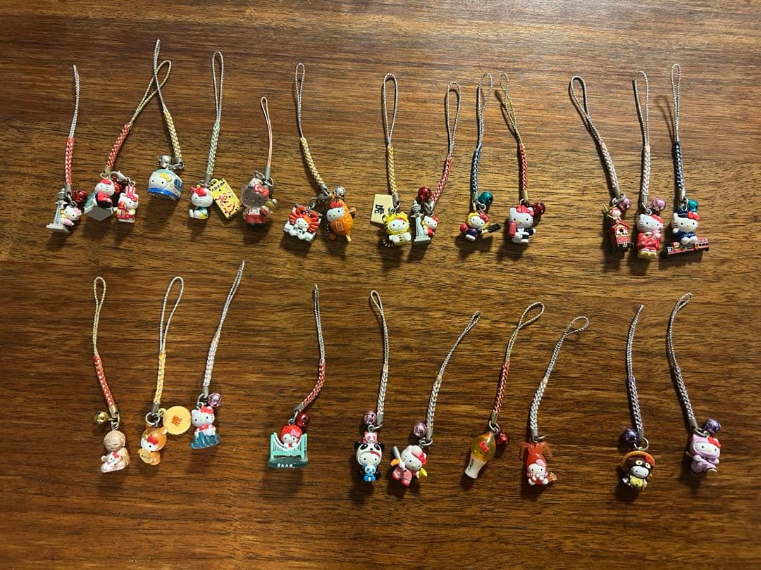 【近畿地方】ご当地ハローキティストラップ23個＋チャーム2個セット