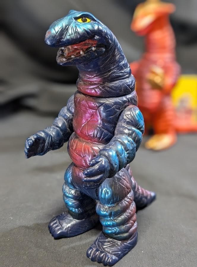 サドラー＆デットン　帰ってきたウルトラマン登場怪獣（ブルマァク復刻）２体セット