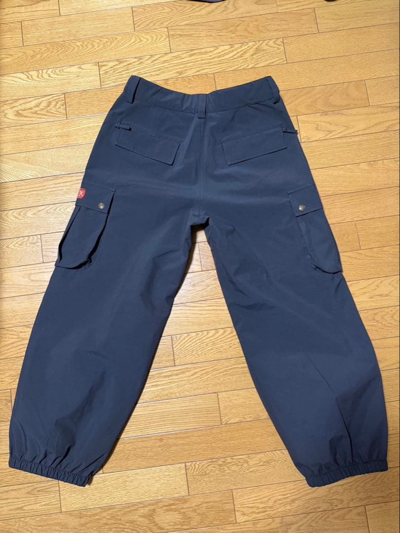 【再値下げ】sizeＭ25-26NOMADIK 777ダークグレイ